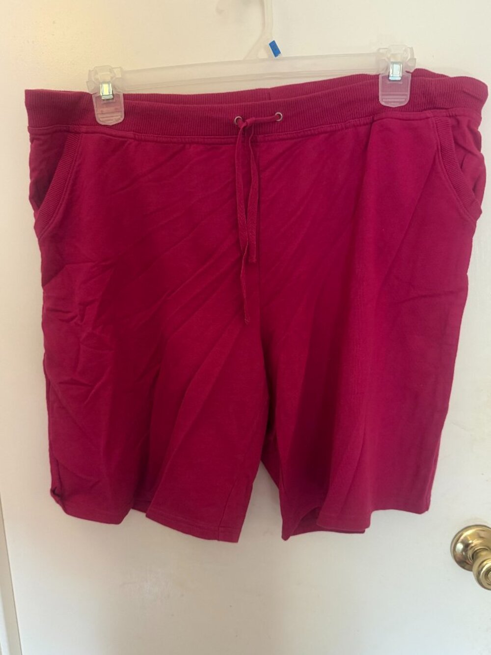Hanes Magenta Sweat Shorts W XL